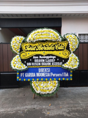 Papan Bunga Duka di Ohoitahit