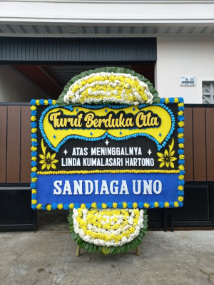 Papan Bunga Duka di Ohoitahit